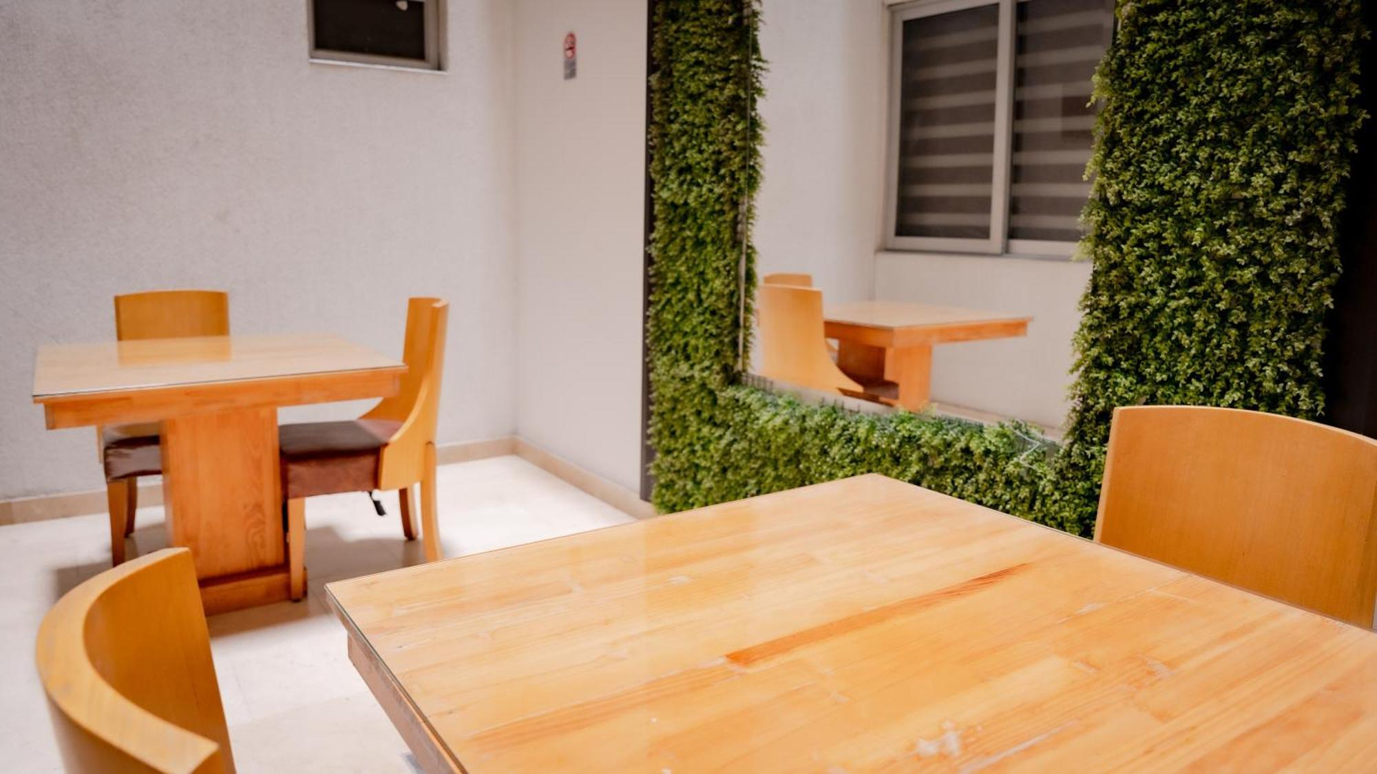 Hotel Madeiro Medellín Exteriör bild