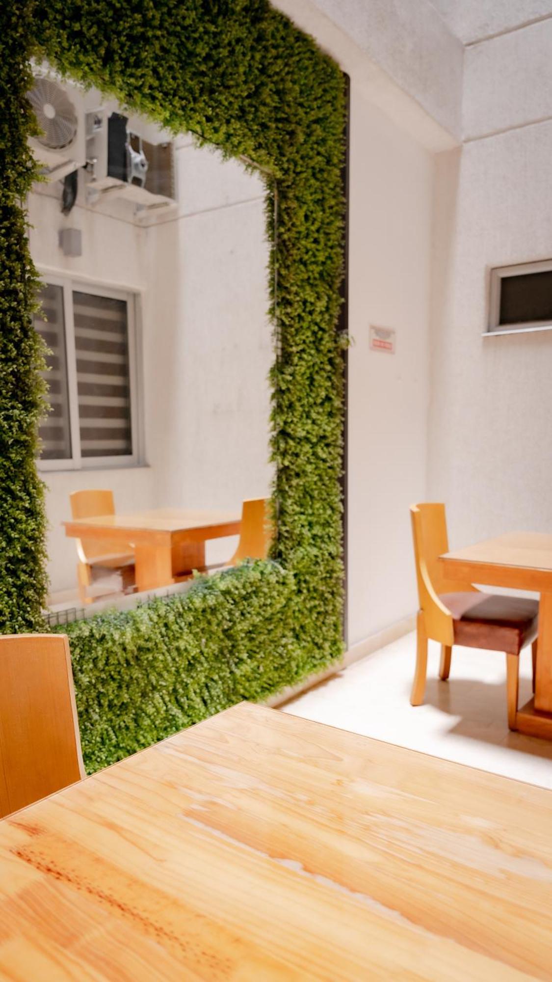 Hotel Madeiro Medellín Exteriör bild